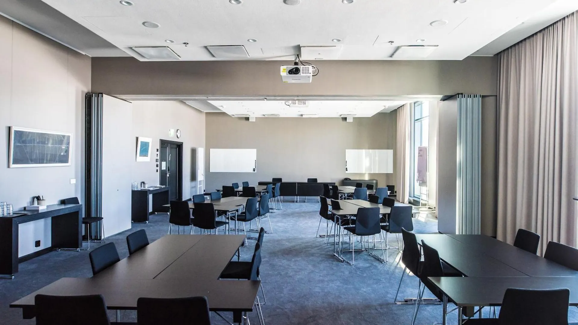 Clarion Hotel Aviapolis Vantaa 4*,
