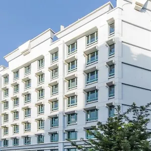 81 Orchid Singapore
